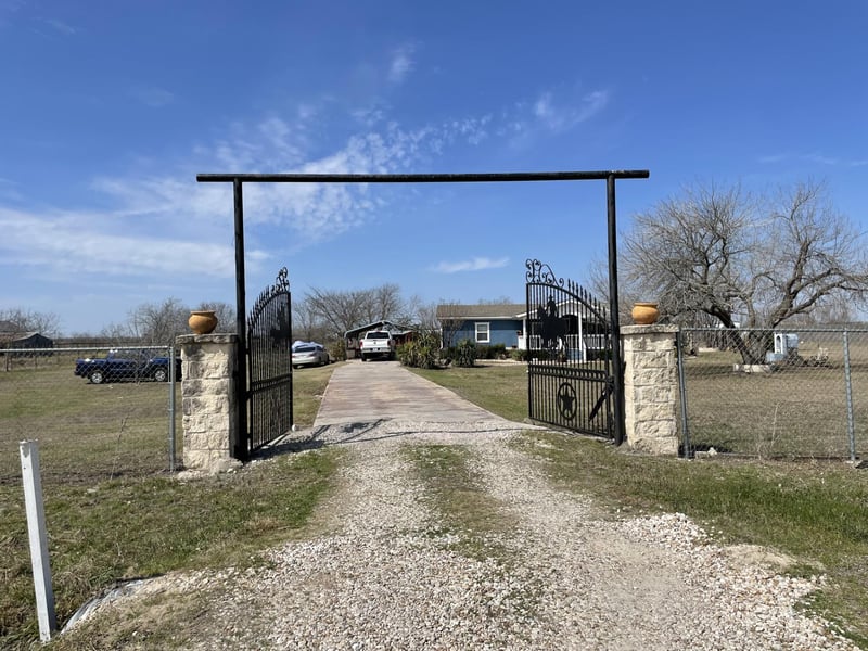 Virtual tour of 12322 Old Kimbro Rd