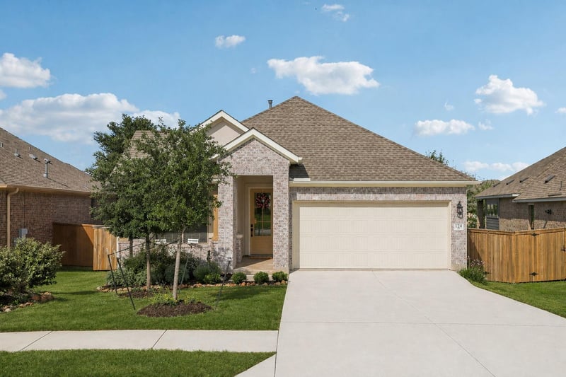 Virtual tour of 124 Fountain Grass Dr