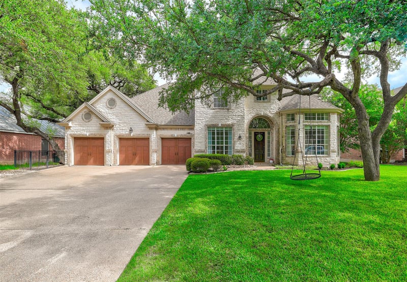 Virtual tour of 124 Hazeltine DR