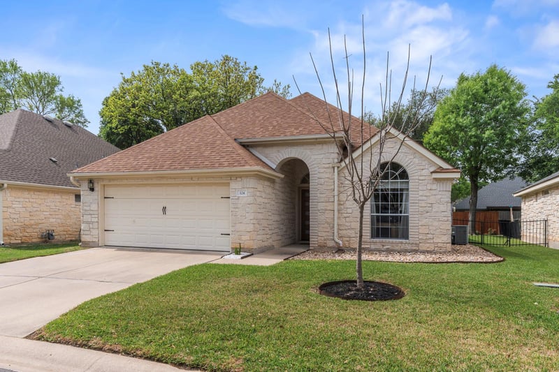 Virtual tour of 124 Village DR