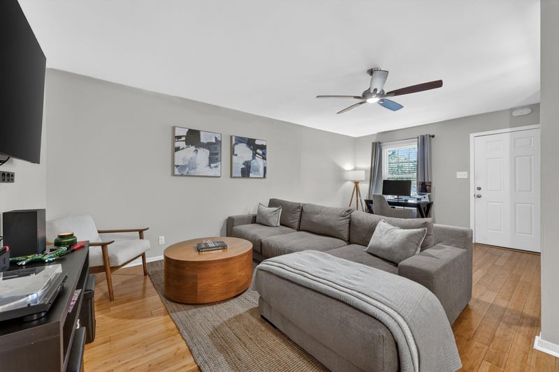 Virtual tour of 1240 Barton Hills DR Unit #206