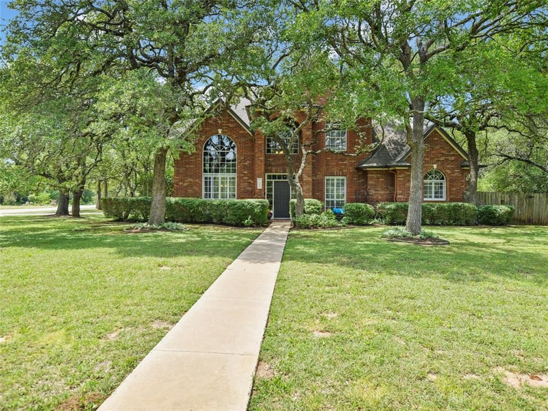 Virtual tour of 12404 Bear Hollow Cv