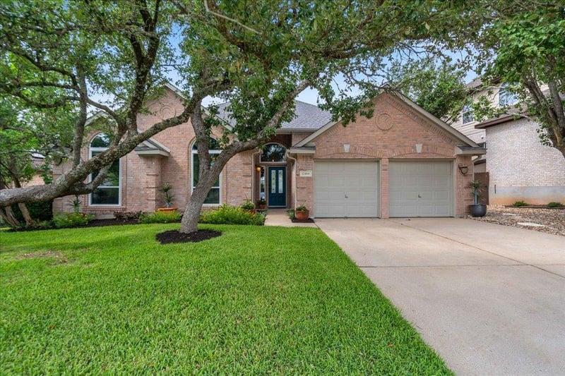 Virtual tour of 12464 Fairfax Ridge PL