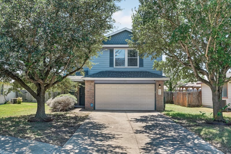 Virtual tour of 125 Jade Lake CV