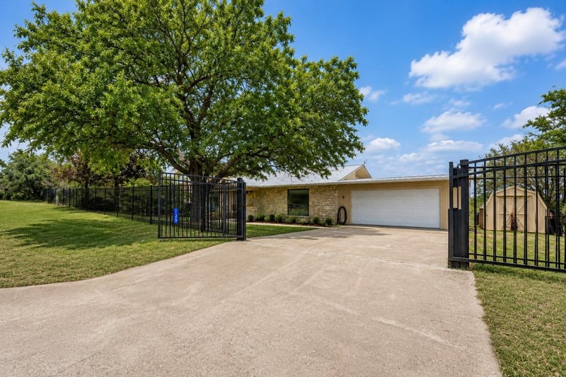 Virtual tour of 125 Winding WAY