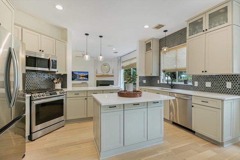 Virtual tour of 12506 Canyon Glen Dr