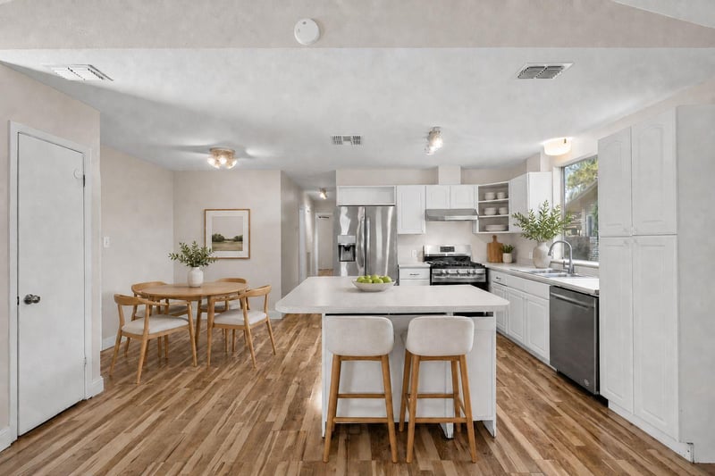 Virtual tour of 12517 Limerick Ave