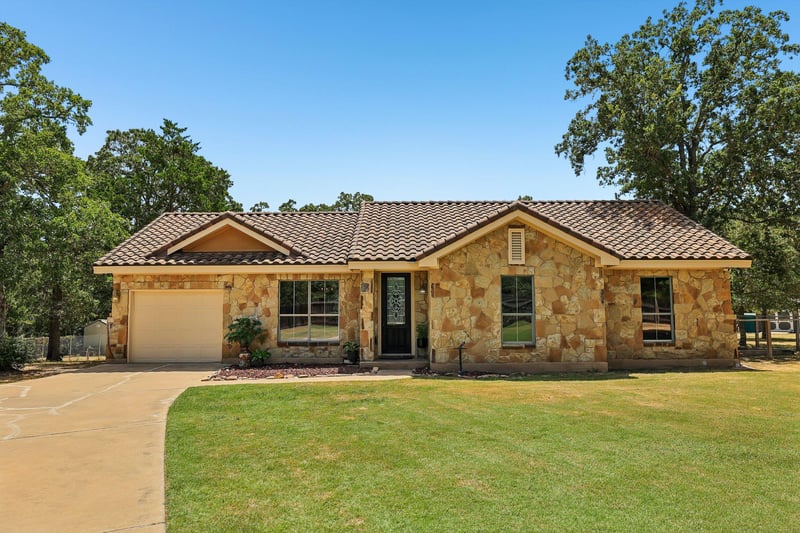 Virtual tour of 126 King ST