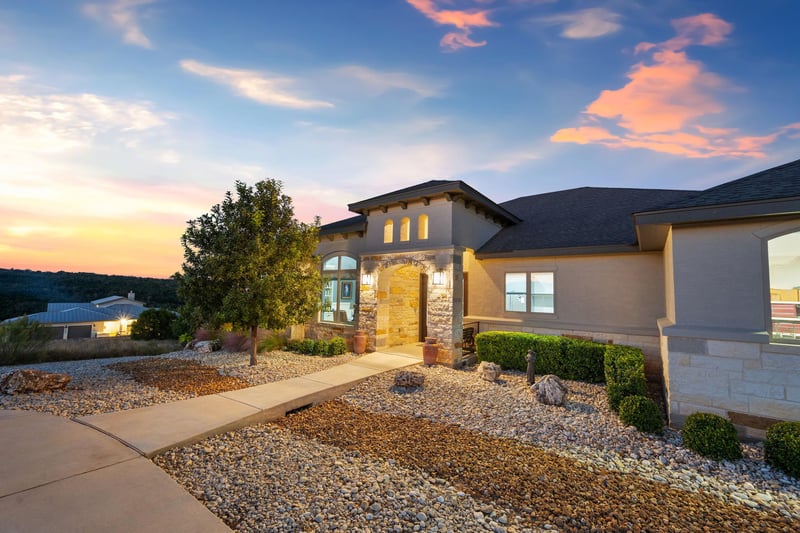 Virtual tour of 1274 Trailhead