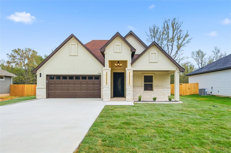 Virtual tour of 128 E Pauwela Ln