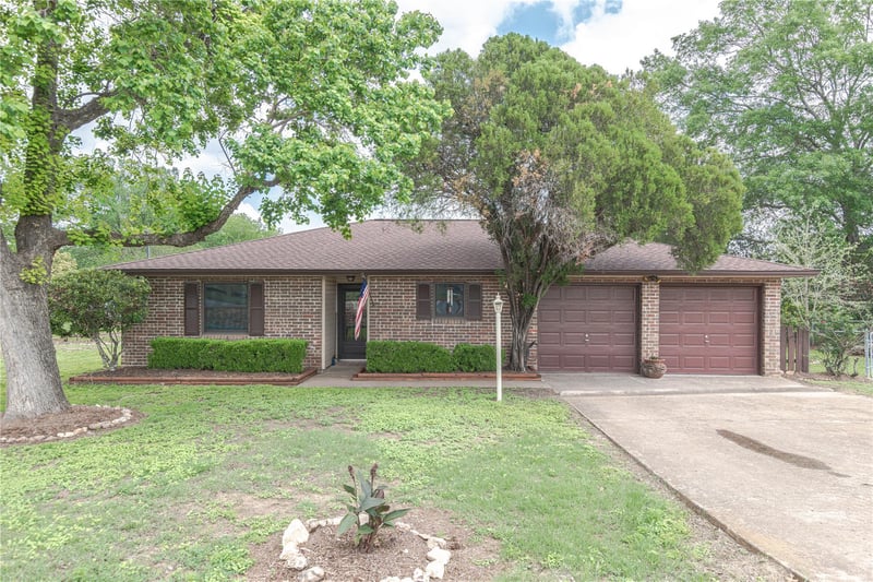 Virtual tour of 12805 Bob Johnson Ln