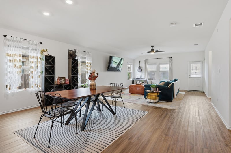 Virtual tour of 129 Esparza DR
