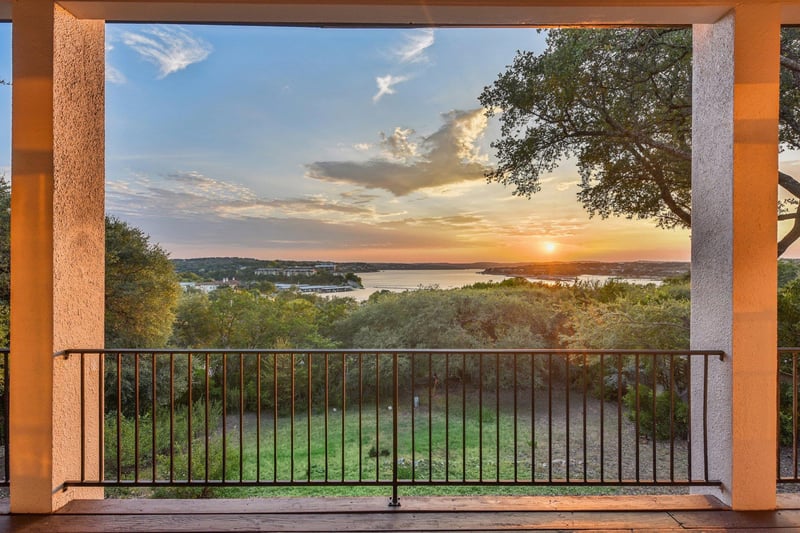 Virtual tour of 129 Firebird St