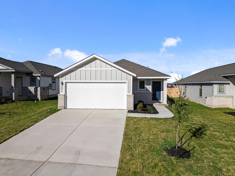 Virtual tour of 129 Hatari TRL