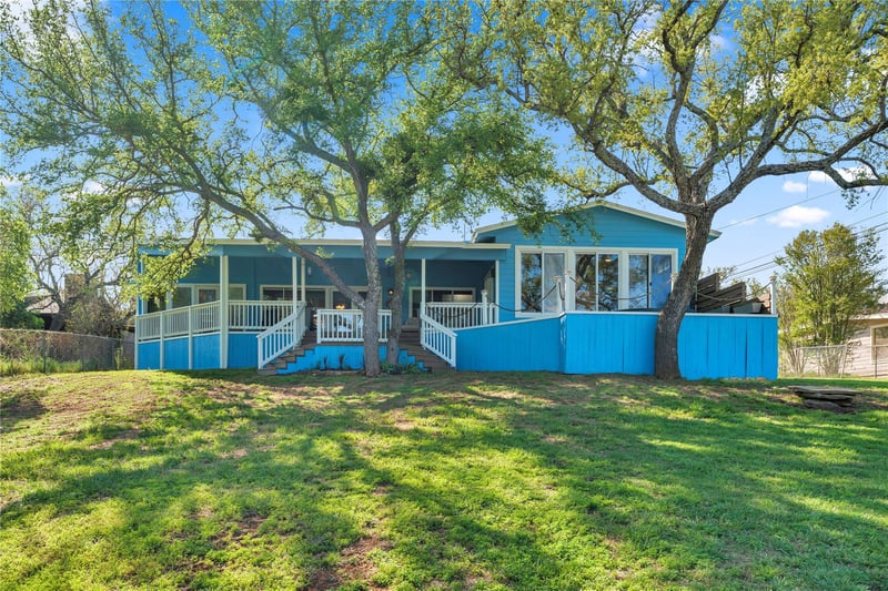 Virtual tour of 129 Ponderosa Point DR