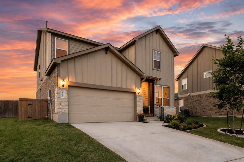Virtual tour of 129 Purple Heart DR