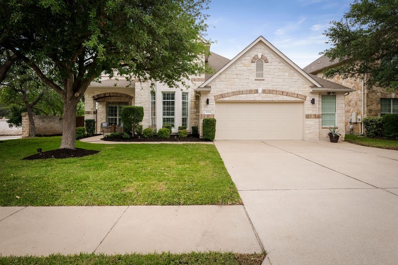 Virtual tour of 12928 Bloomfield Hills LN