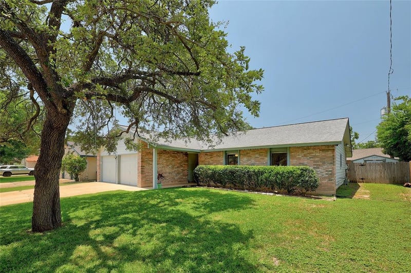 Virtual tour of 12929 Pegasus St