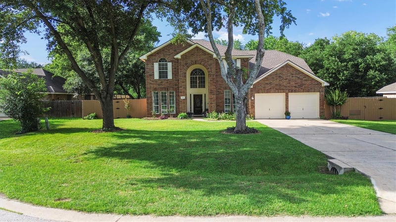 Virtual tour of 130 Clover Leaf CV