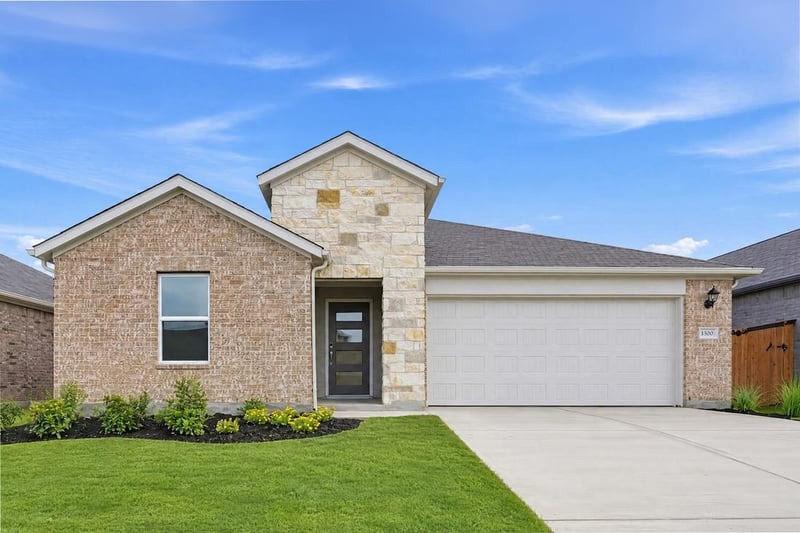 Virtual tour of 1300 Crumpton Dr