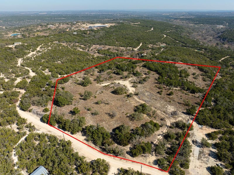 Virtual tour of 1300 Norwood LOOP