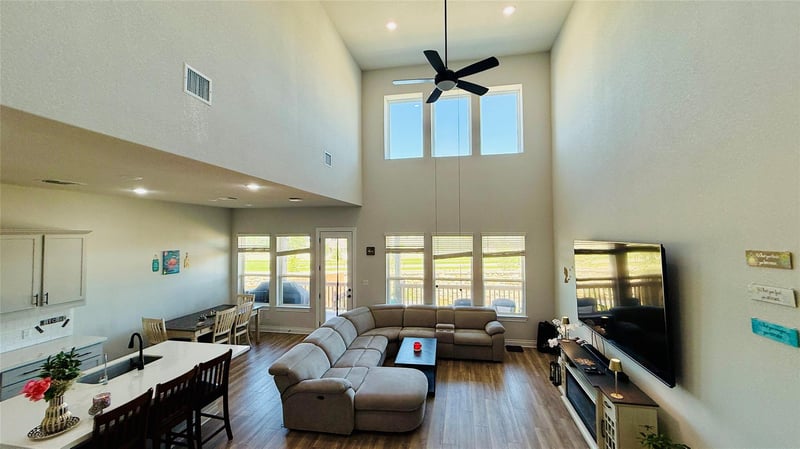 Virtual tour of 1304 Snowdrop DR