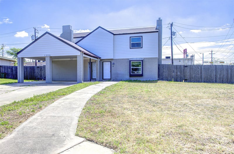 Virtual tour of 1306 E Saint Johns Ave