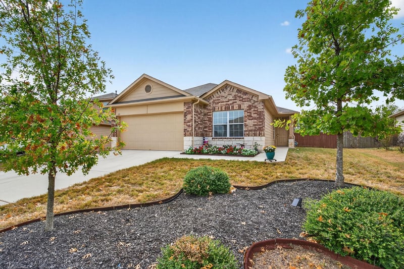 Virtual tour of 131 Coleto Creek Loop