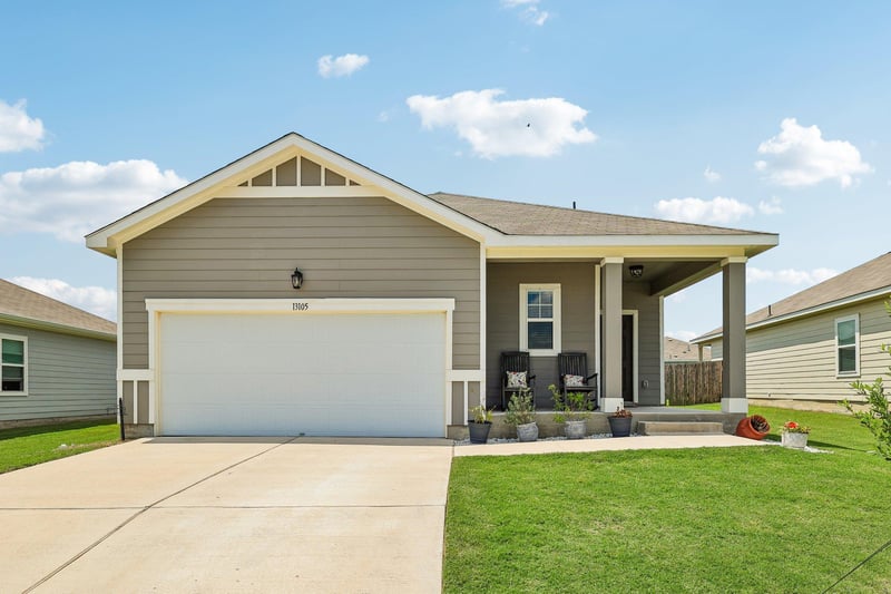 Virtual tour of 13105 John Calhoun Dr
