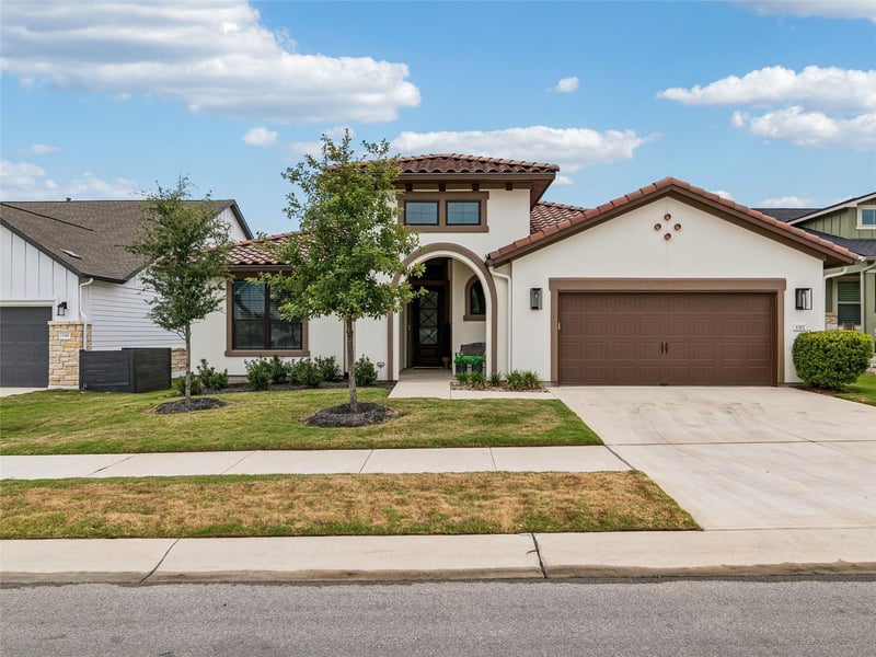 Virtual tour of 1312 Dancing Oak LN