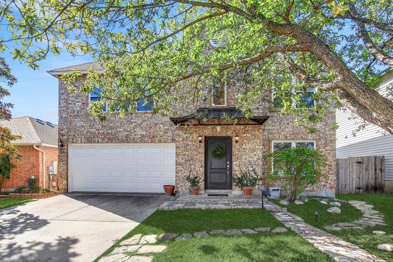 Virtual tour of 1317 Bradbury LN