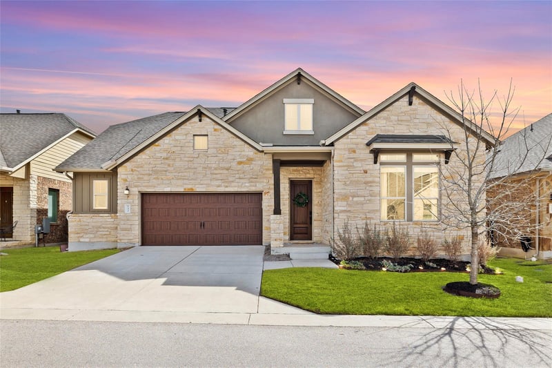 Virtual tour of 132 Village Oak Dr