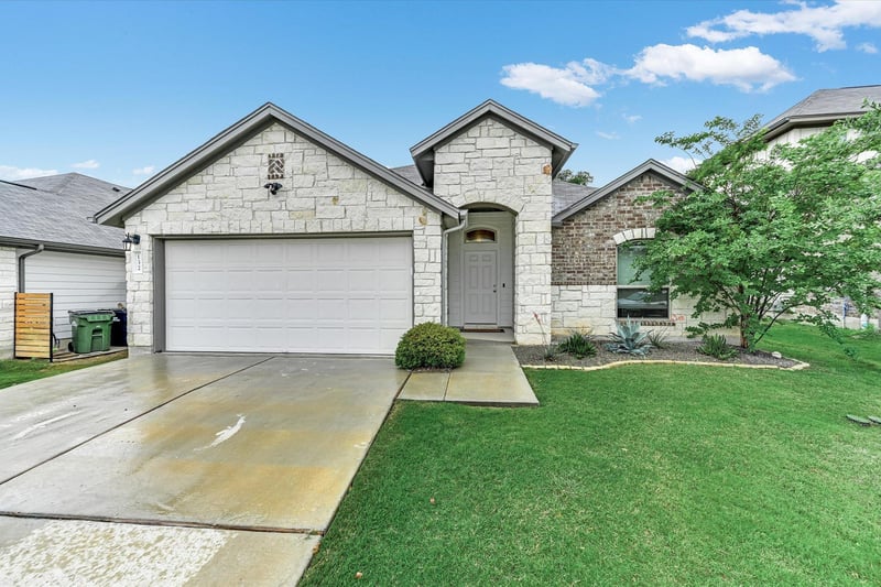 Virtual tour of 132 Walkup LN