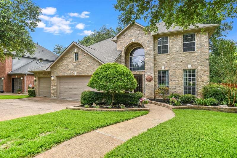 Virtual tour of 1320 Becca Teal Pl