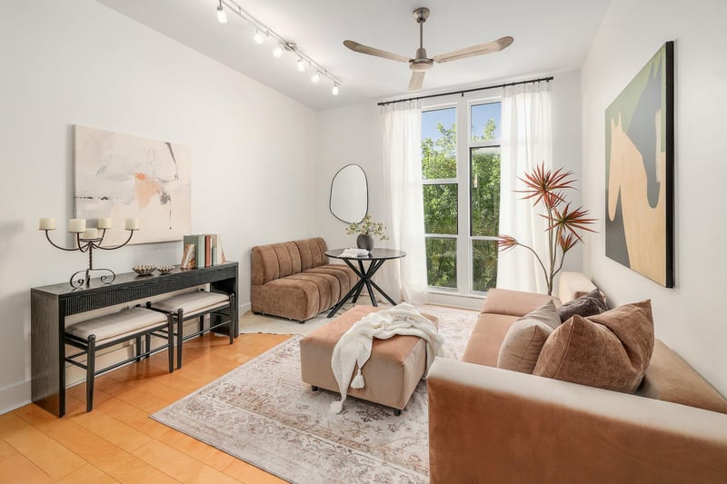 Virtual tour of 1320 Robert Browning ST Unit #308