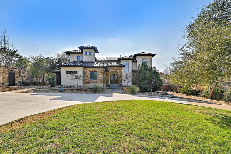 Virtual tour of 13201 Winding Creek RD