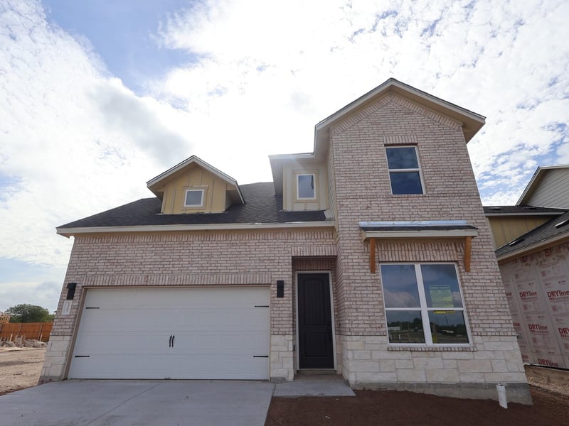 Virtual tour of 13207 Keefer DR
