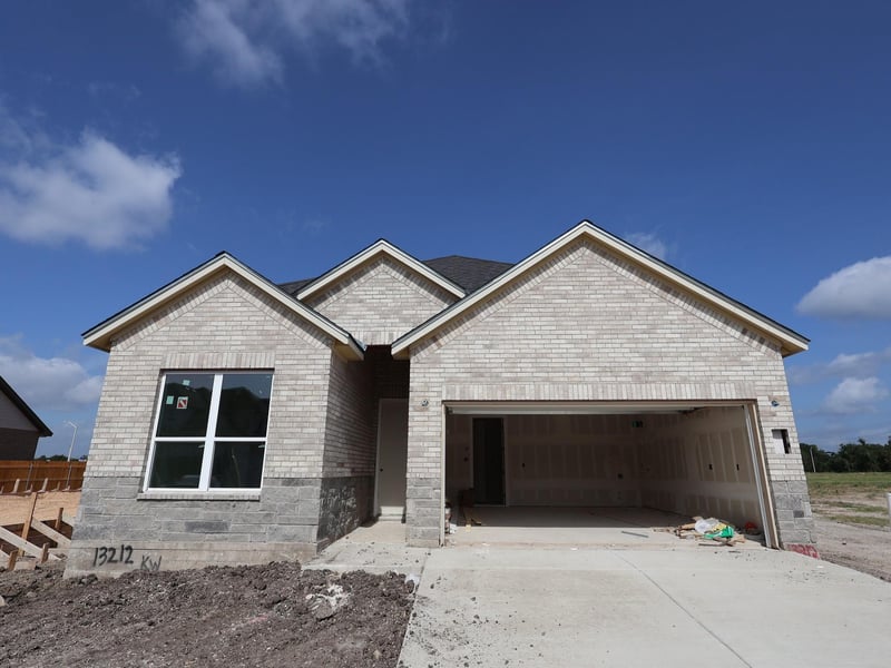 Virtual tour of 13212 Keefer DR