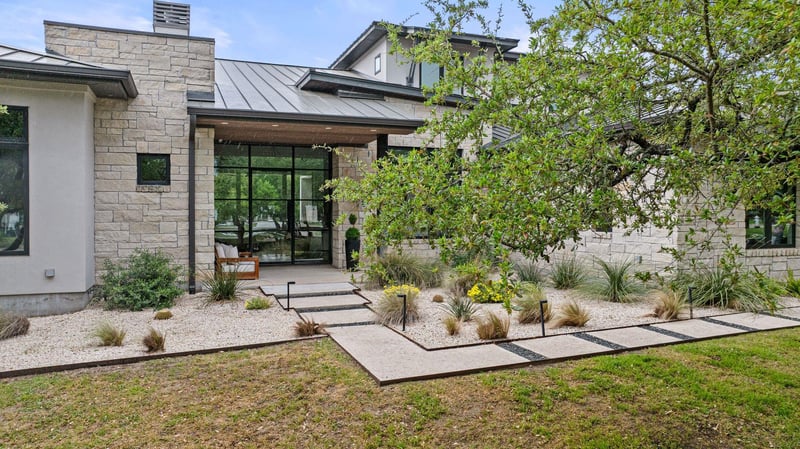 Virtual tour of 13213 Meridian Park BLVD