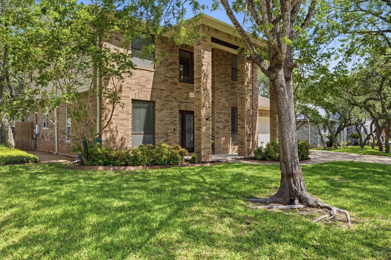 Virtual tour of 13226 Adonis DR