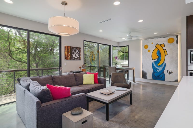 Virtual tour of 1325 Bonham TER Unit #C