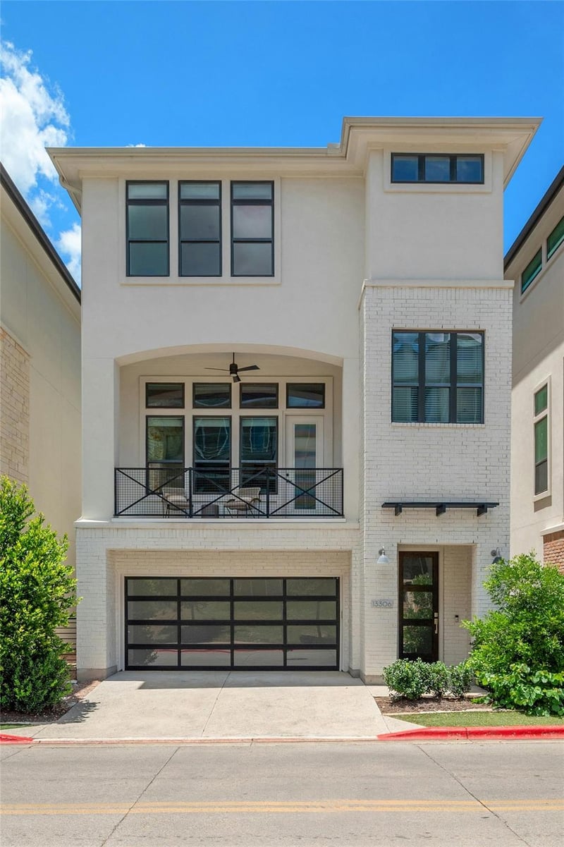 Virtual tour of 13306 Galleria Cir