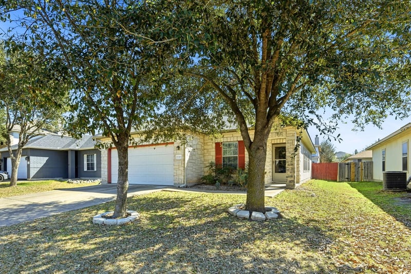 Virtual tour of 13313 Marie Ln