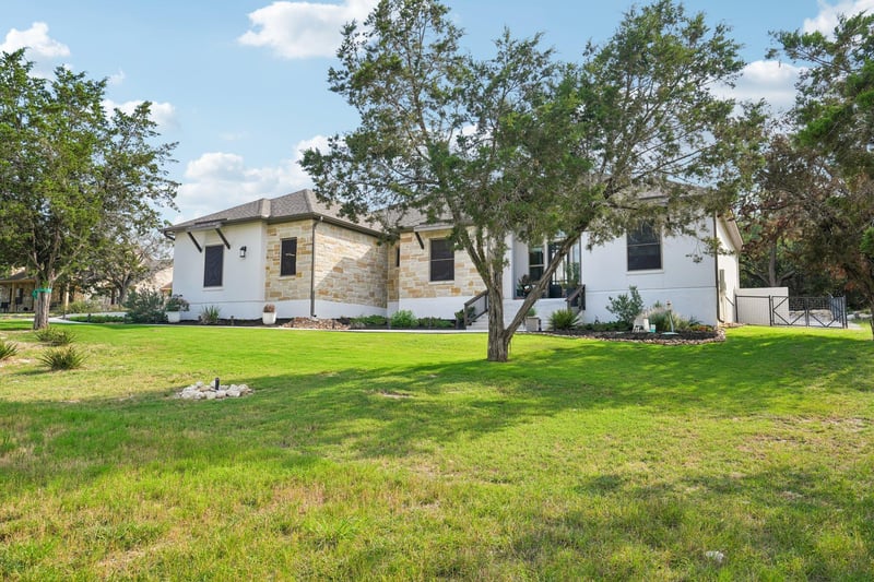 Virtual tour of 134 High Point CIR