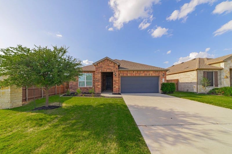 Virtual tour of 134 Thistle TRL