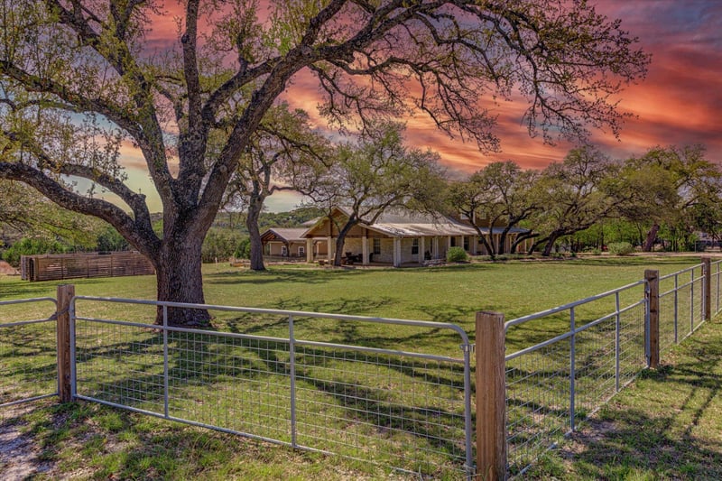 Virtual tour of 13423 Trail Driver