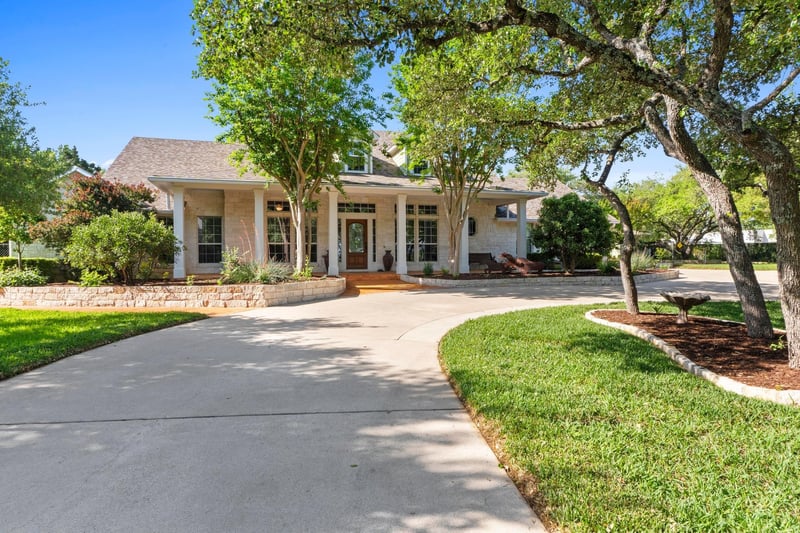 Virtual tour of 135 N Tumbleweed Trl