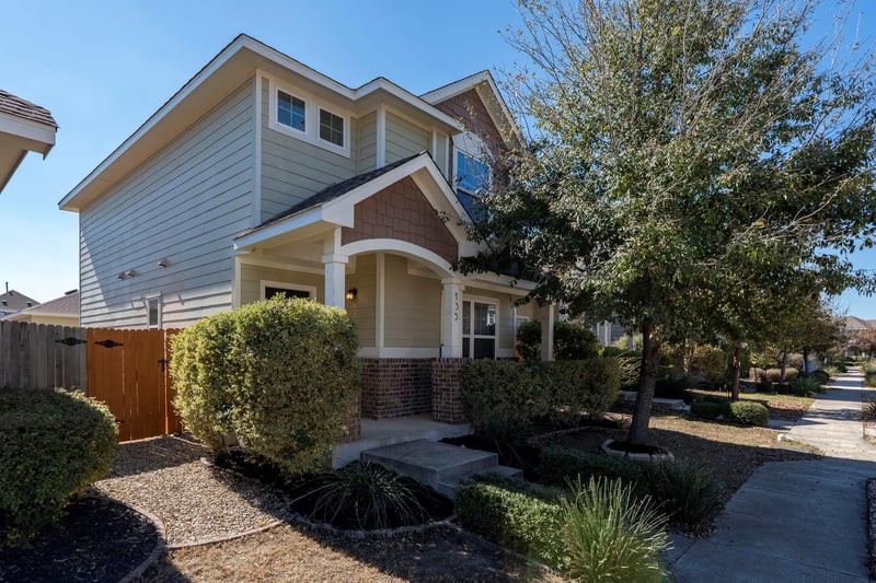 Virtual tour of 135 Wainscot Oak Way