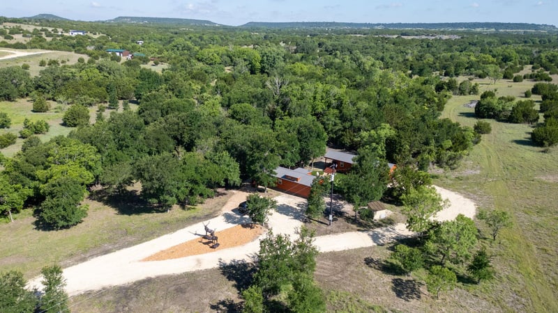 Virtual tour of 13510 County Road 3642