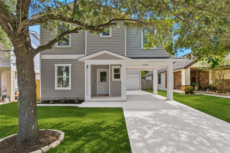 Virtual tour of 13521 Sea Biscuit DR